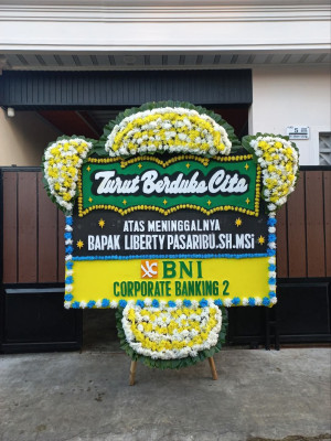 Papan Bunga Duka di Unsum